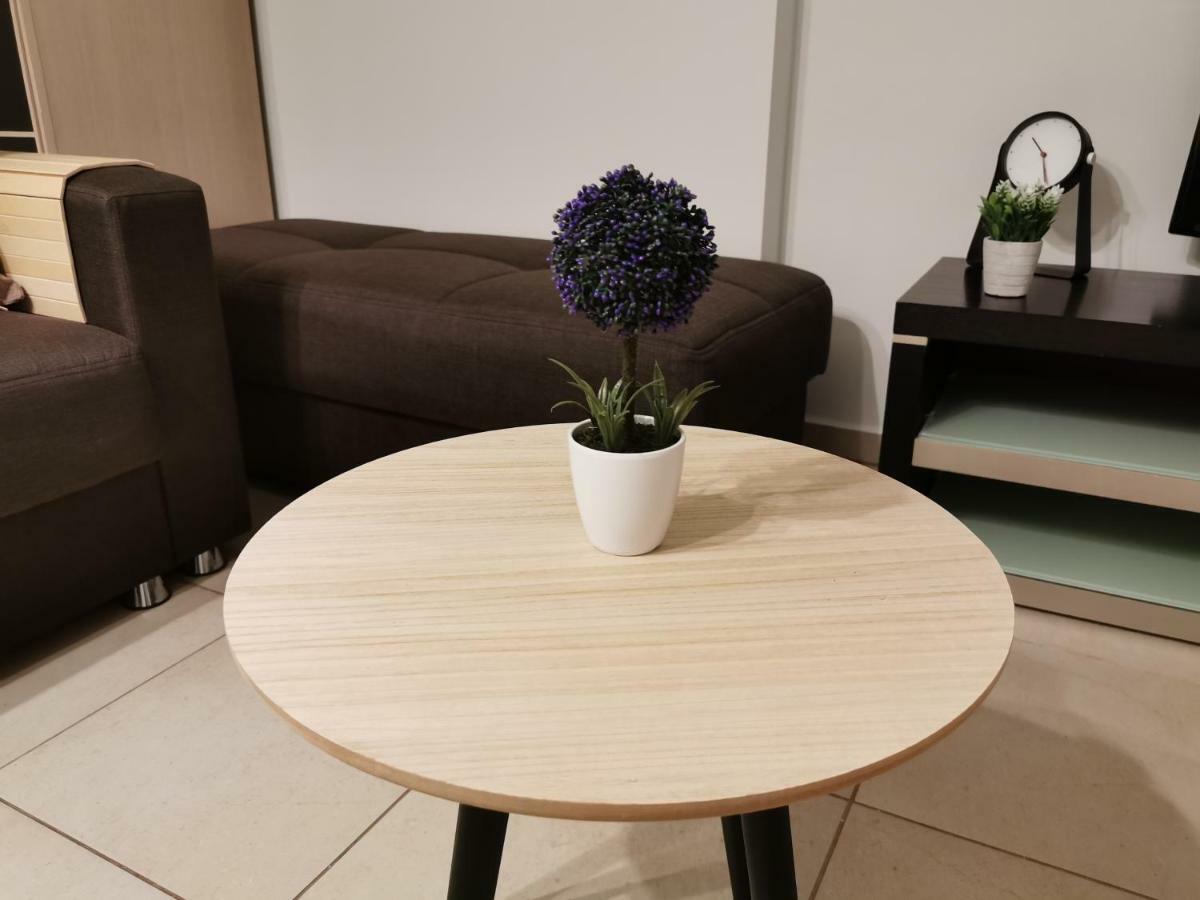 Pall'S Minimal Apartment Néa Péramos Eksteriør bilde