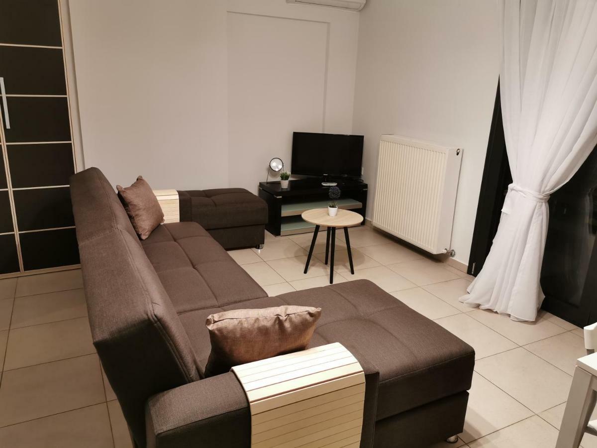 Pall'S Minimal Apartment Néa Péramos Eksteriør bilde